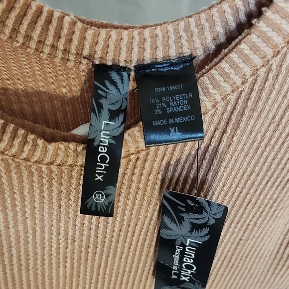 Elegant Tan Striped Jumpsuit - Picture 2 of 8